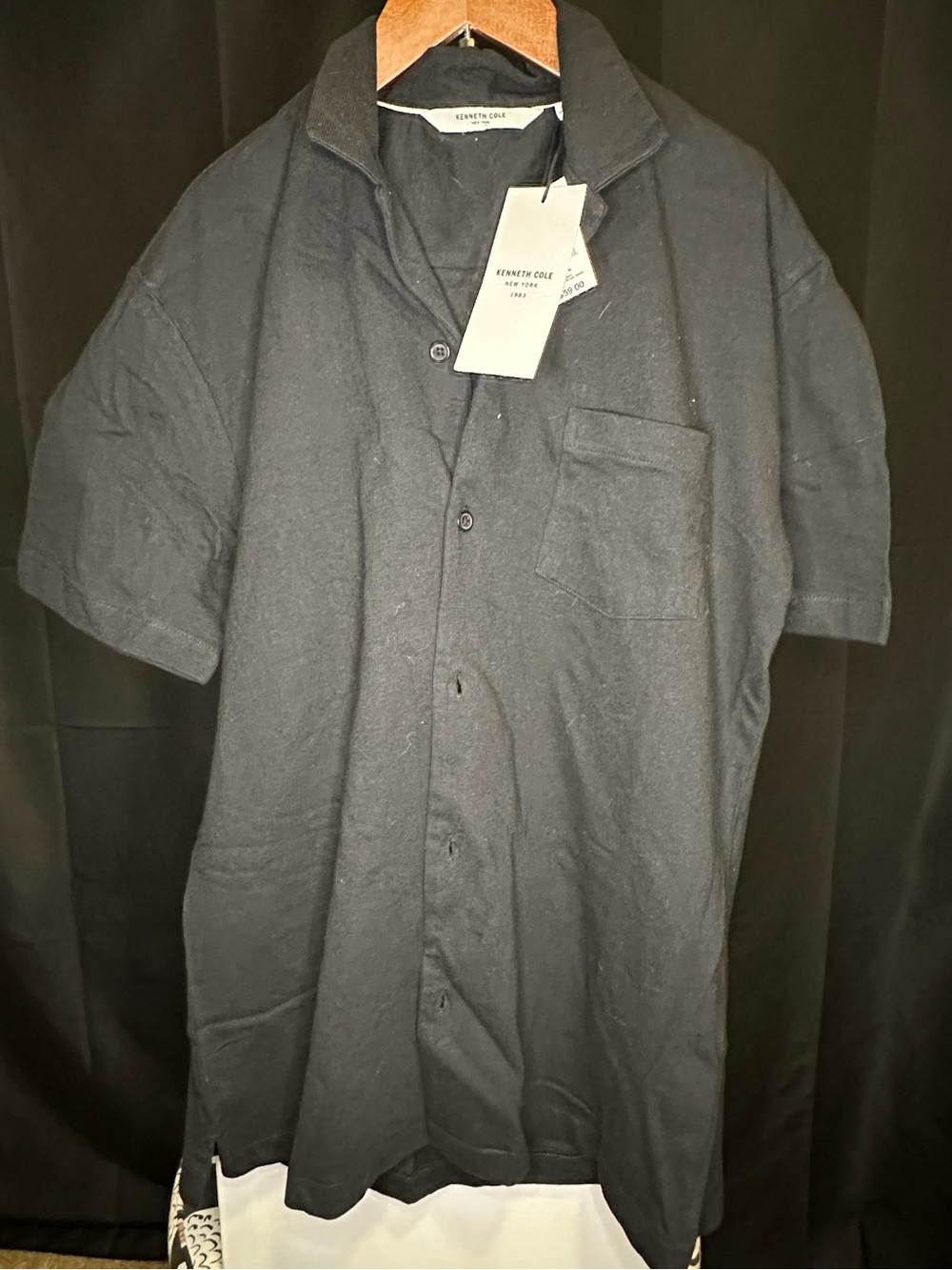 Kenneth Cole Black Short-Sleeve Button-Down Camp Shirt